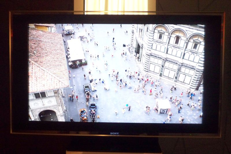 Illustration for article titled Sony Punches Up its Bravia Line with Slimmer Microdisplays and New LCDs